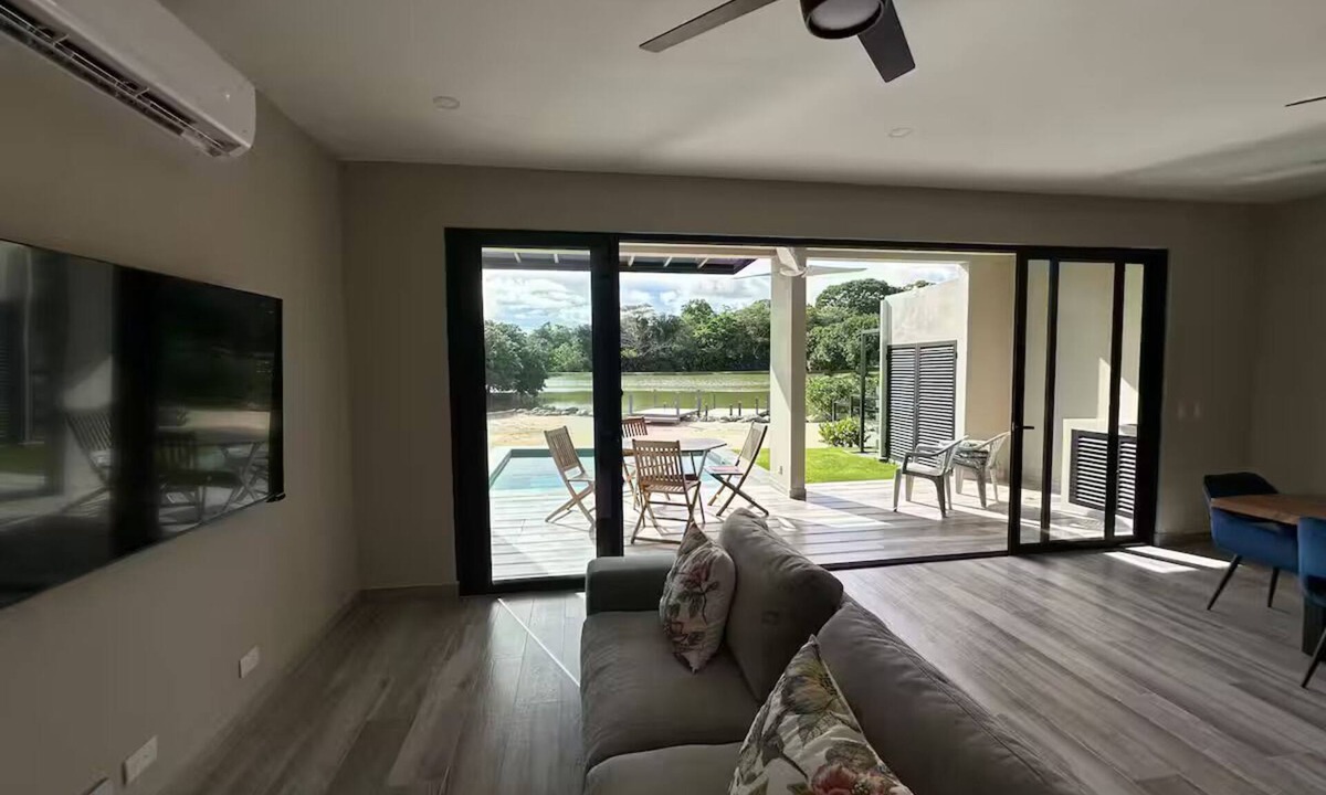 Playa Hermosa Villa | Barca 6, Luxury Lakeview Villa Beautiful Beach Surf and Nature ideal to relax