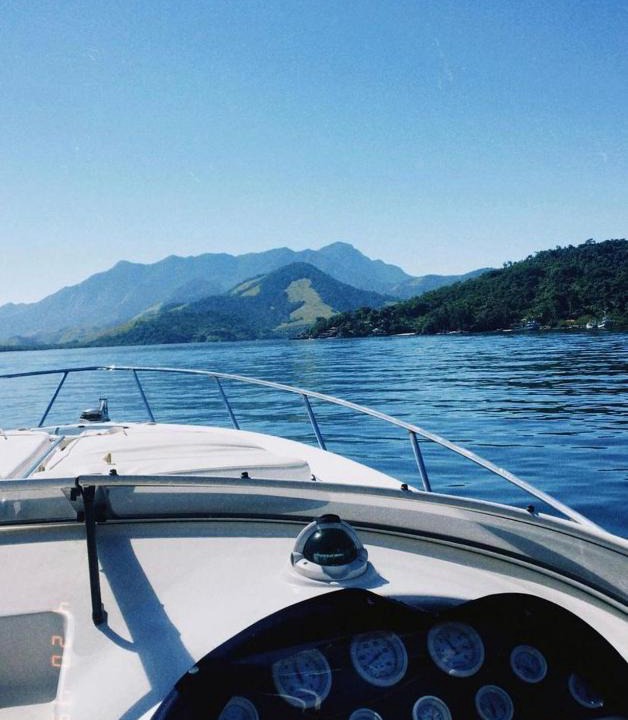 Monsuaba Boat Rental | Barco para alugar no paraíso de Angra dos Reis