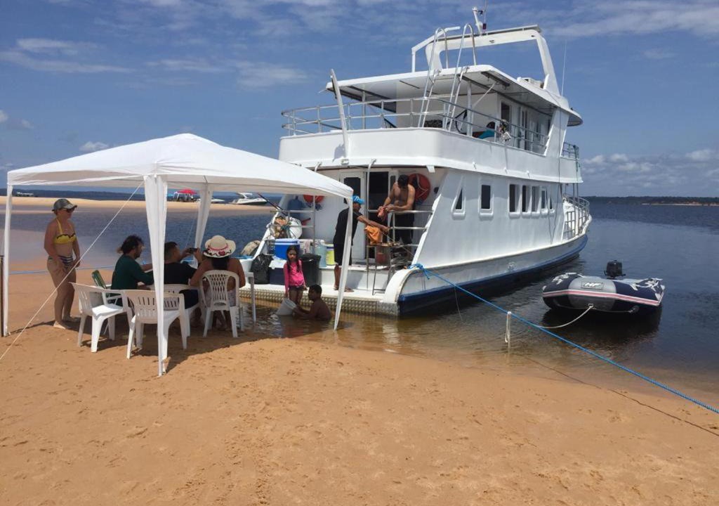 Santarem Boat Rental | Barco Seu Meschede