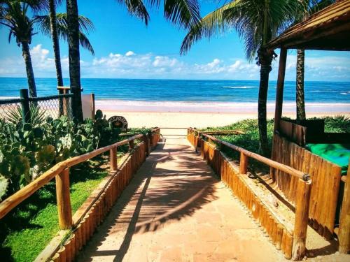 Jenipabu House | Beachfront Apartment in Guarajuba Summer House, Bahia