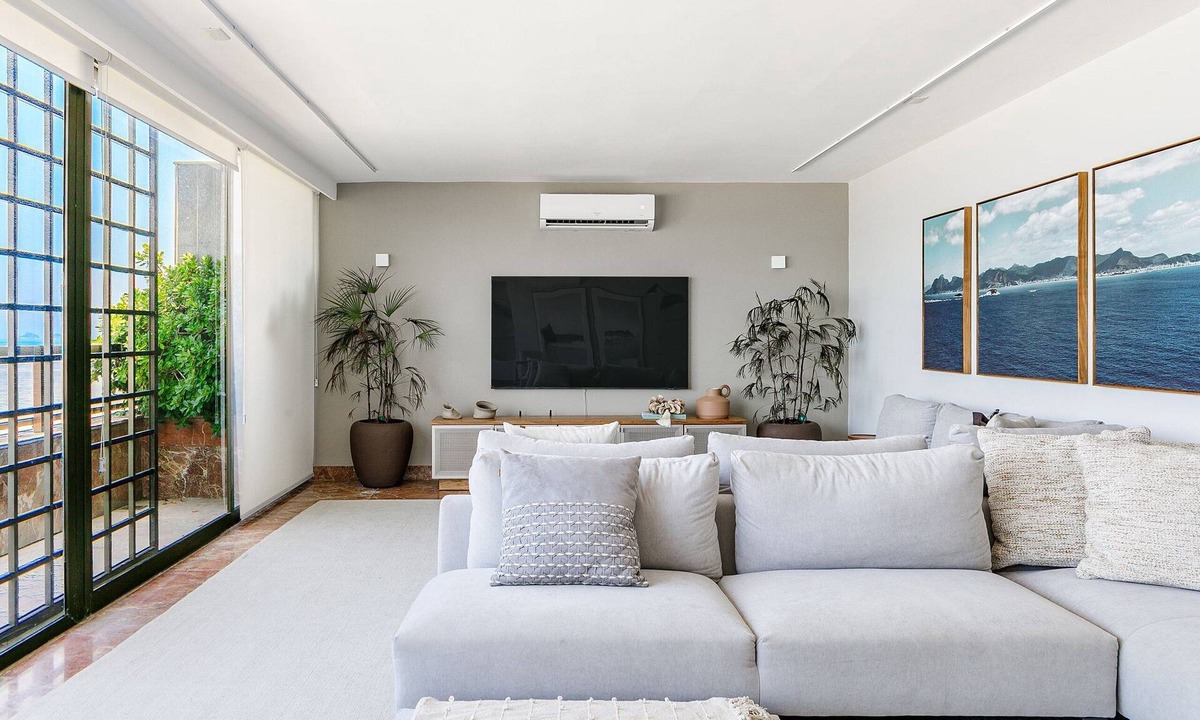 Ipanema Apartment | Beachfront triplex penthouse in Ipanema - Ipa010