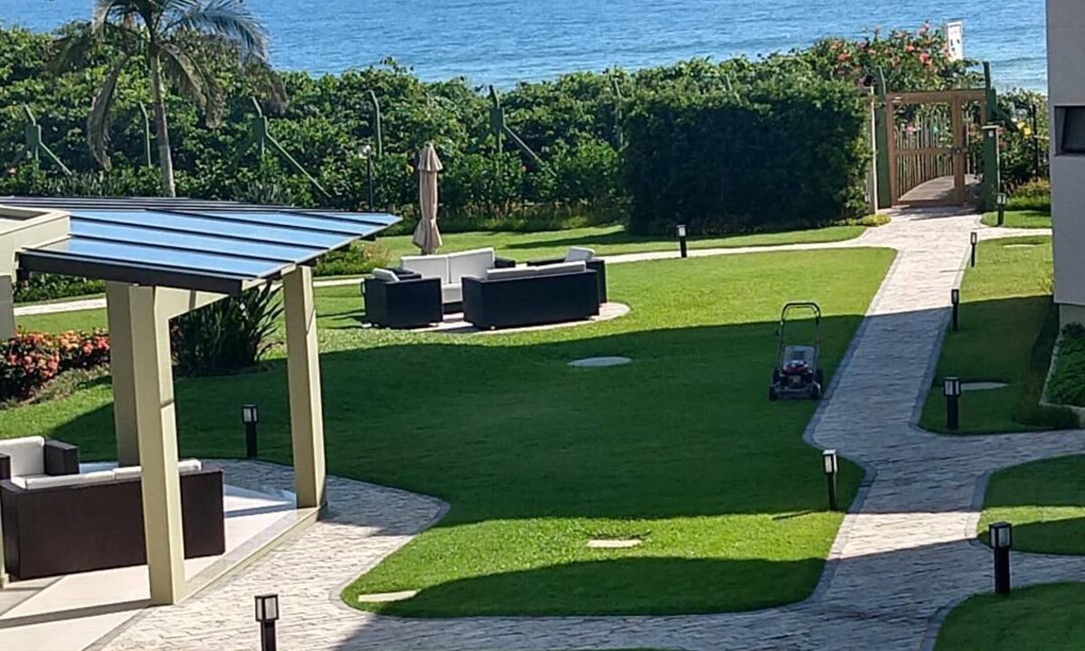 Ingleses do Rio Vermelho Apartment | Beautiful 2bd/2 bath Ocean Front Apartment at Praia dos Ingleses