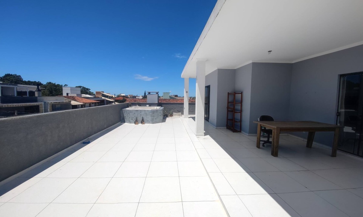 Campeche Central Apartment | Beautiful 3-bedroom penthouse near Campeche beach.