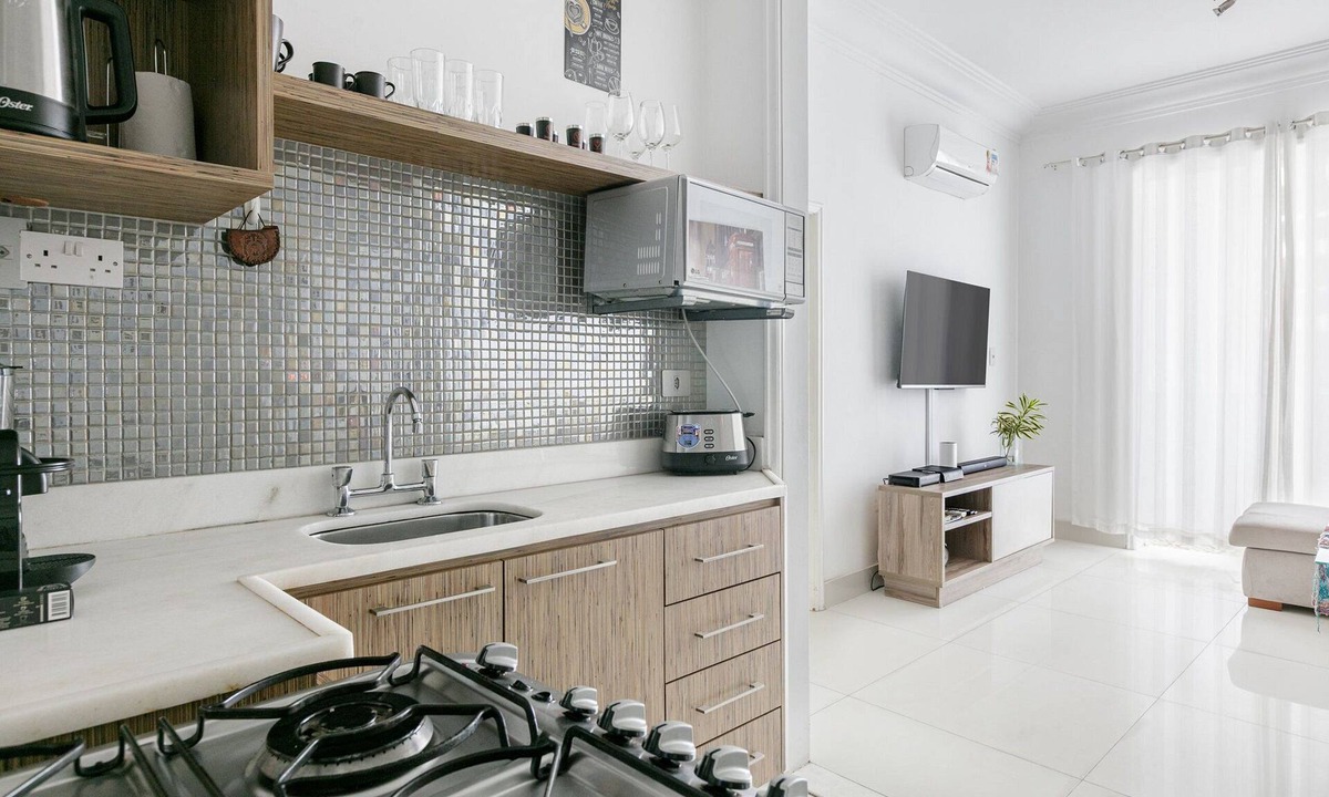 Ipanema Villa | Beautiful Apartment in Ipanema's Posto 9 - Ipa017