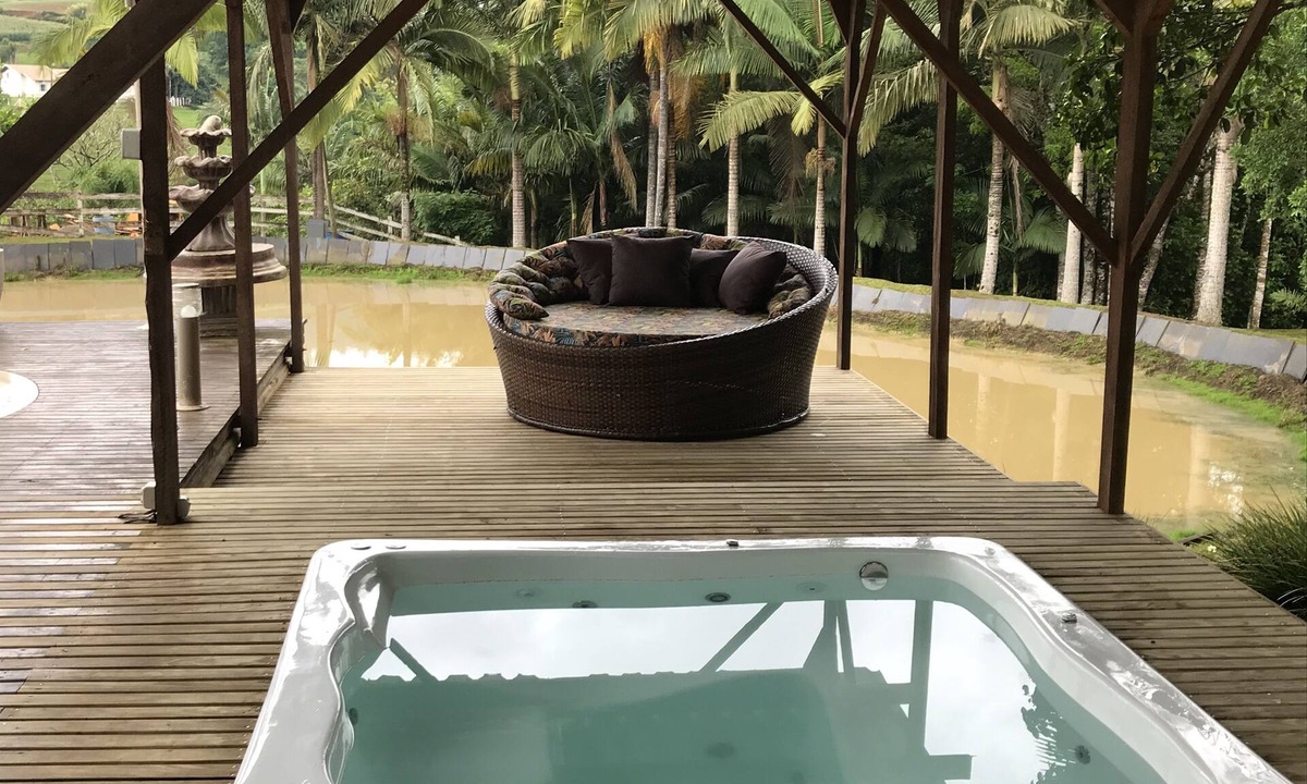 Aurora Cottage | Beautiful site with beautiful scenery to relax in