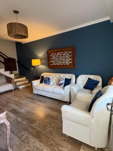 Itagua House | Beautiful triplex house in a spectacular local condominium