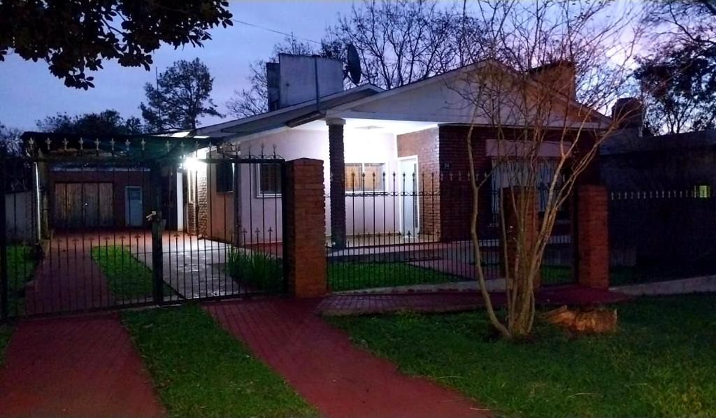 Leandro N. Alem House | BELLA CASA EN VILLA LIBERTAD
