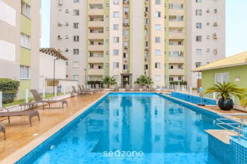 Itacolomi Apartment | Building with a pool 400m from Beach - LEA