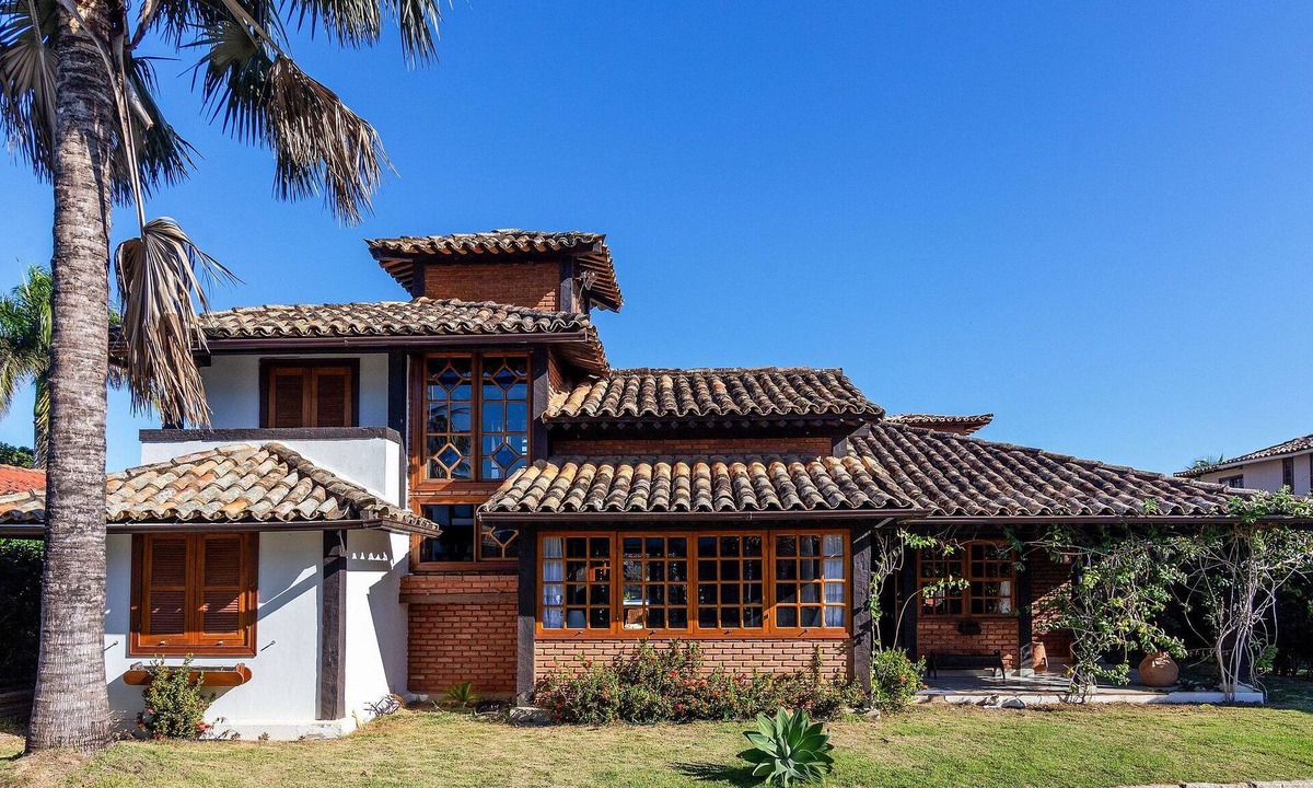 Porto Belo House | Bz46 300m from the beach! House with 5 suites!