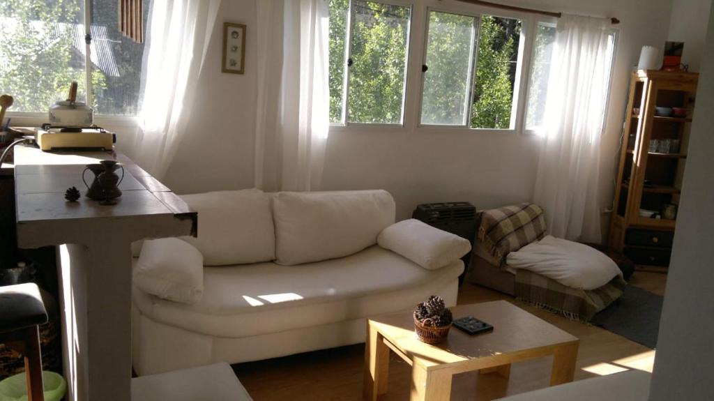 Mar Azul Apartment | Cabañas con jardin cochera quincho y parrilla, 3 cuadras centro 4 playa