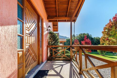 Nova Petropolis House | Cabana Abendrot - Villa Romântica by Achei