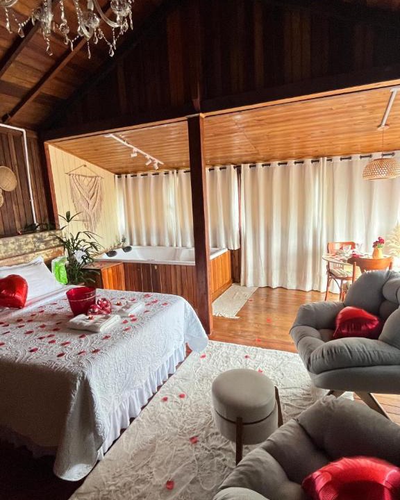 Santo Antonio de Lisboa Apartment | Cabana com banheira de Hidro e vista para o mar, privativa e tranquila localização excelente