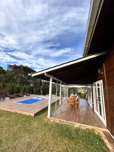 Rancho Queimado House | Cabana Guimarães