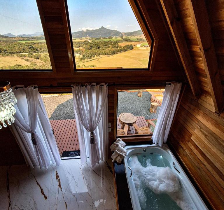 Bom Retiro Ski Chalet | Cabanas Céu e Mel - Cabana 01