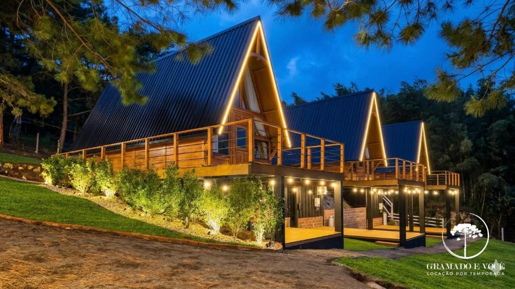 Gramado House | Cabin in Gramado with Jacuzzi and Valley View