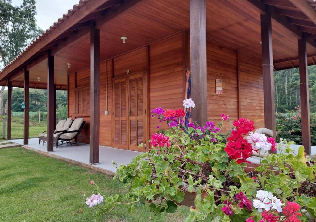 Sao Bonifacio Cabin | Caminhos da Serra do Tabuleiro - Chalé Araucária