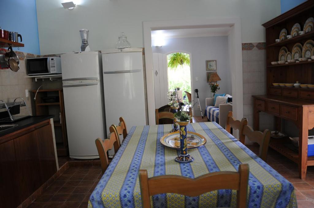 Araras House | Canto das Estrelas