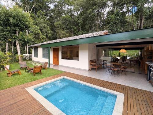 Teresopolis House | Casa 08 Floresta Boa Vista - Piscina Privativa e Lounge com Deck em Meio à Natureza