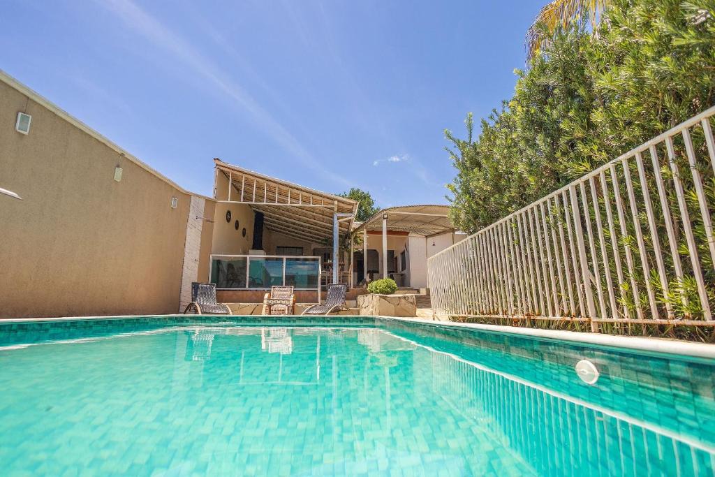 Caldas Novas House | Casa 4 Quartos c/Varanda Gourmet e Piscina