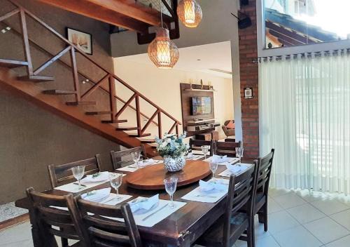 Bombas House | Casa 4 quartos com piscina AQUECIDA em Bombinhas