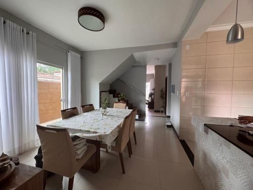 Coqueiro House | Casa 4 Suites Coqueiro