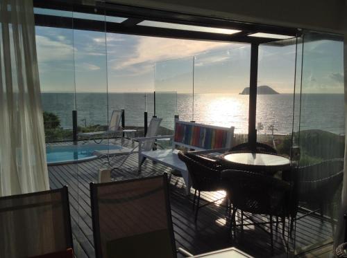 Praia Rasa House | CASA 4QTOS PISCINA PRAIA