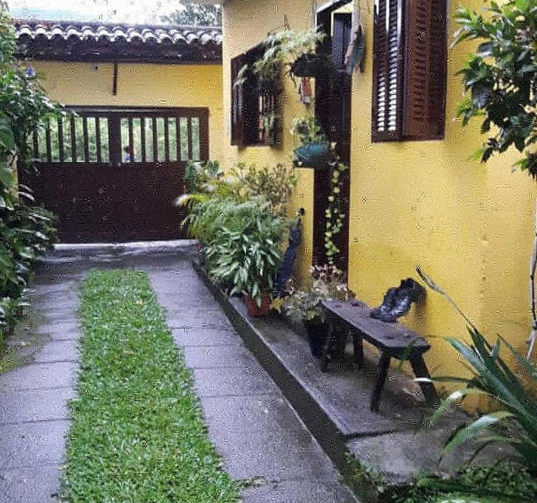 Ilha das Cobras House | Casa Amarela