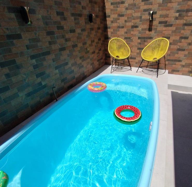 Mambucaba House | Casa Amarela da Prainha de Mambucaba - Piscina aquecida a 40 graus