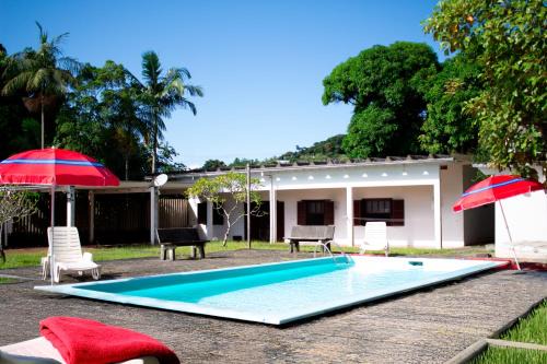 Matinhos House | Casa Ampla de Praia 2 Piscinas e Ar Condicionado