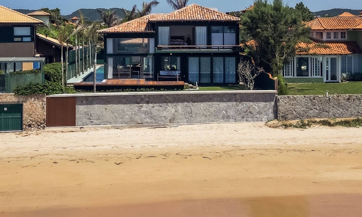 Buzios Villa | Casa areia praia rasa, condomínio Camurupim pet friendly