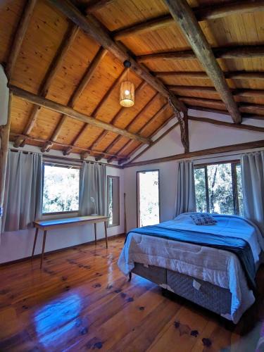 Aiuruoca House | Casa Azul no Vale Matutu, Vista incrível e aconchego