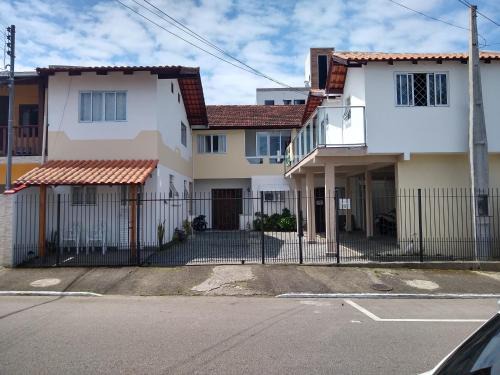 Nacoes House | Casa Balneário Camboriú