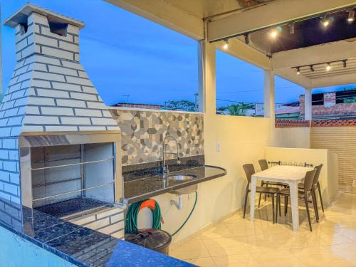 Mambucaba House | Casa com Ar e Churrasqueira na Prainha de Mambucaba