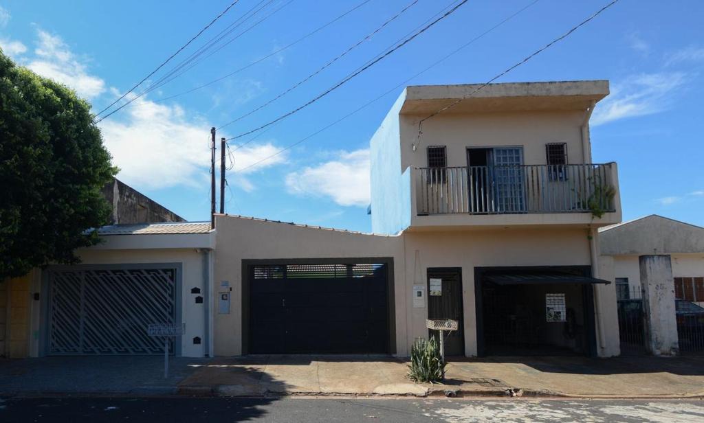 Parque Ribeirao Preto House | Casa com Churrasqueira e WiFi em Parque Ribeirao