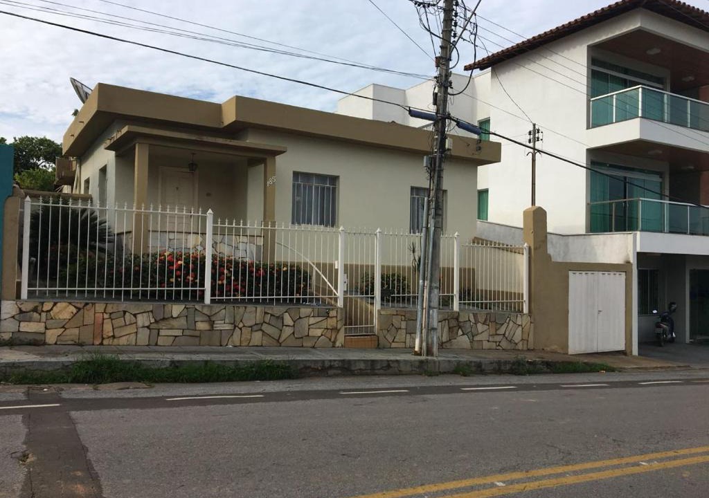 Centro House | Casa com Localização Privilegiada em Capitólio