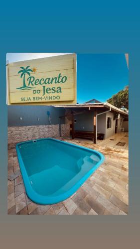 Centro House | Casa com Piscina a 100metros da Praia NavegantesSC- RECANTO DO JESA