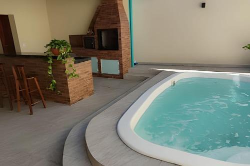 Centro House | Casa com PiSCiNa, BaNHeiRa e A/C- Centro de Joinville