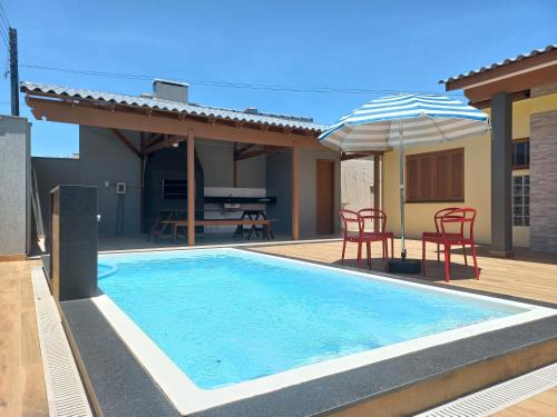 Capao da Canoa House | Casa Com Quatro Dormitórios, Pertinho Do Mar Em Capão Da Canoa