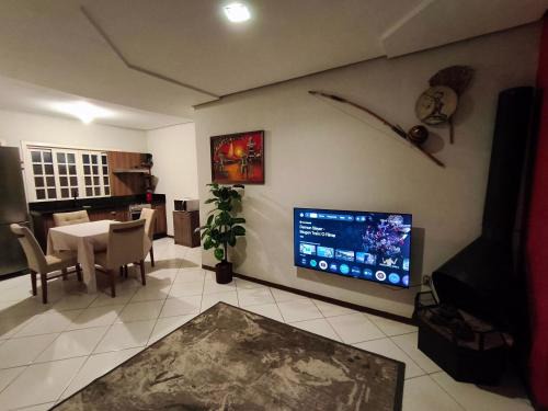Sao Martinho House | Casa completa com garagem e tomada para carro eletrico