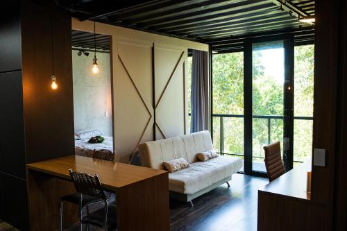 Flores da Cunha House | Casa Container FIGO em meio a natureza na Serra Gaúcha