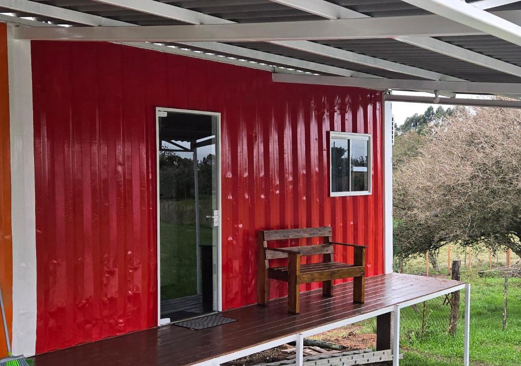 Bage House | Casa Container Vermelha