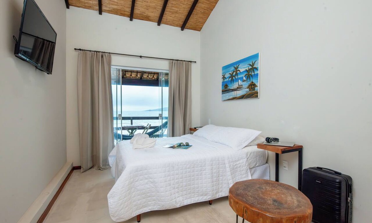 Guarapari Hotel | Casa da Praia e Suítes 643