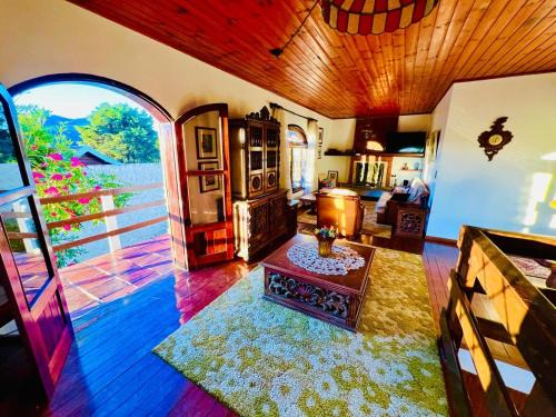 Jardim Nova Suica House | Casa da vovó em Campos do Jordão