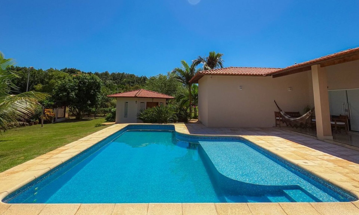Aguas de Santa Barbara House | Casa de Campo Ampla com Piscina e Churrasqueira