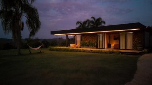 Campo Largo Villa | Casa de Campo no Alto da Montanha - Valle Paixão