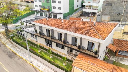 Serra Negra Apartment | Casa de Hóspedes no Centro de Serra Negra com Suítes Maravilhosas e Experiência Exclusivas