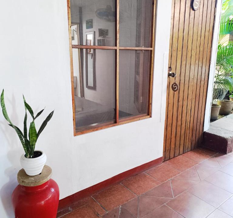 Leon Hotel | Casa de Los Berrios