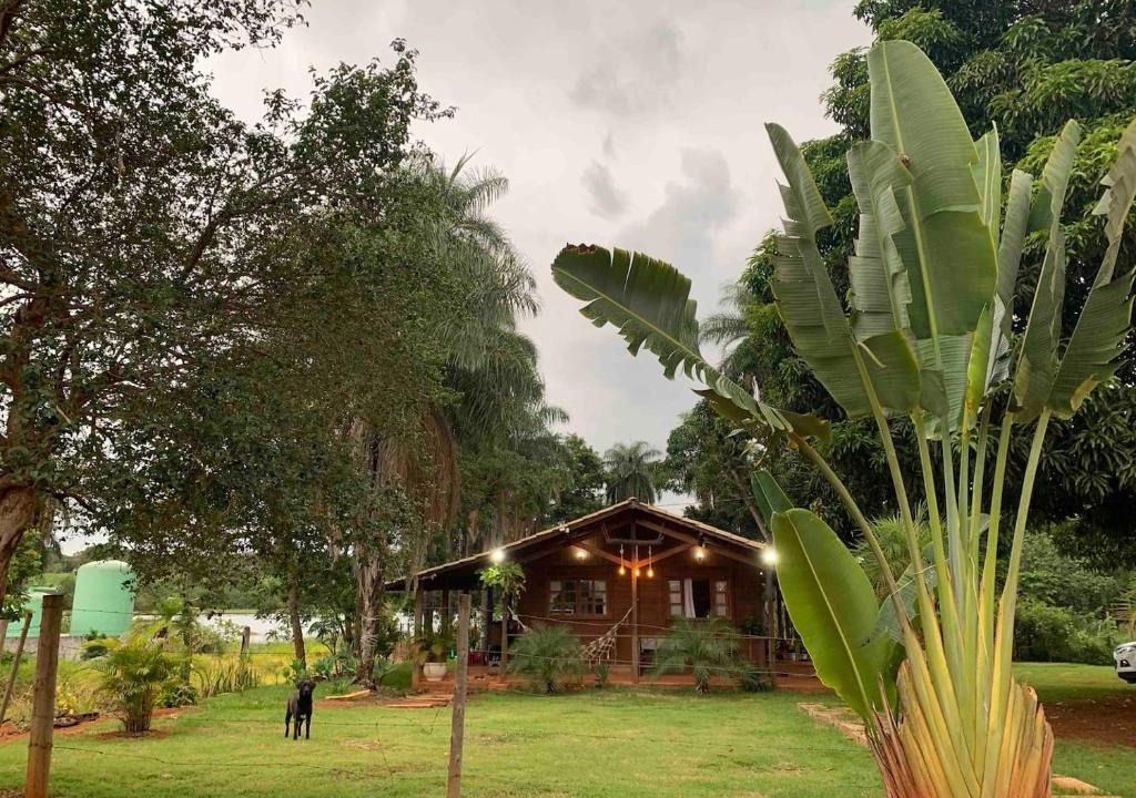Morada Nova de Minas Ski Chalet | Casa de Madeira c/Fogão a lenha e lago para pesca