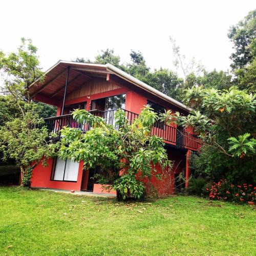 Quebrada Grande Ski Chalet | Casa de Montaña Tica Linda