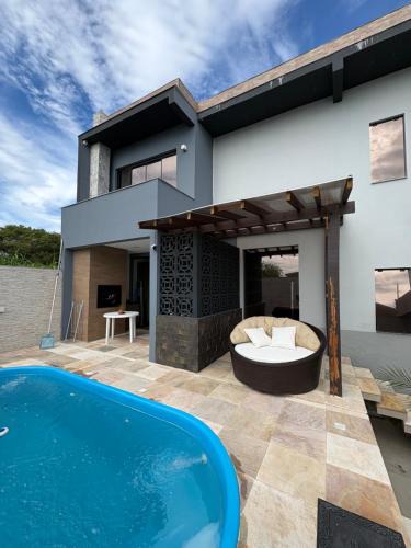 Rio Vermelho Norte House | Casa de Praia com Piscina
